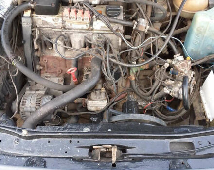 Черный Фольксваген Пассат, объемом двигателя 1.98 л и пробегом 220 тыс. км за 1599 $, фото 2 на Automoto.ua