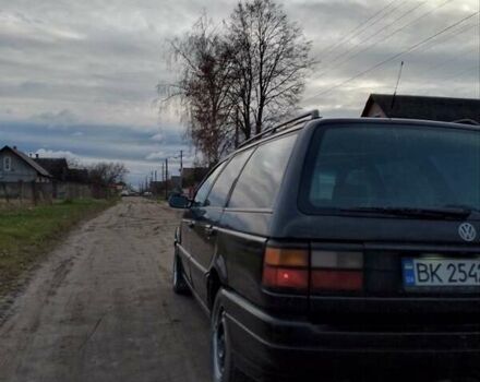 Черный Фольксваген Пассат, объемом двигателя 1.98 л и пробегом 89 тыс. км за 1699 $, фото 9 на Automoto.ua