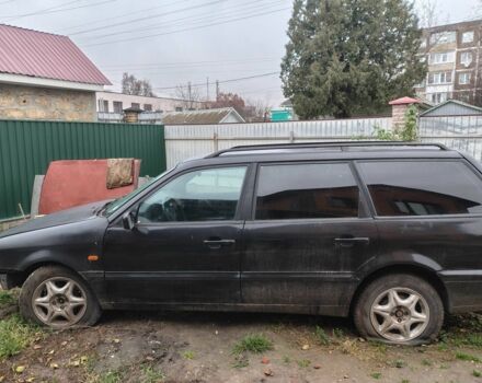 Черный Фольксваген Пассат, объемом двигателя 0 л и пробегом 350 тыс. км за 1000 $, фото 1 на Automoto.ua