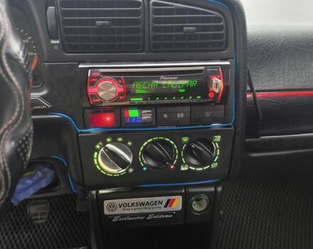 Чорний Фольксваген Пассат, об'ємом двигуна 1.98 л та пробігом 300 тис. км за 2800 $, фото 16 на Automoto.ua