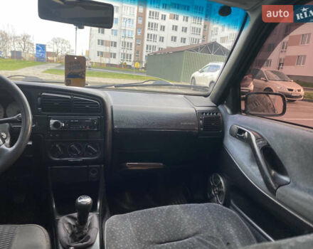 Чорний Фольксваген Пассат, об'ємом двигуна 1.8 л та пробігом 415 тис. км за 2299 $, фото 40 на Automoto.ua