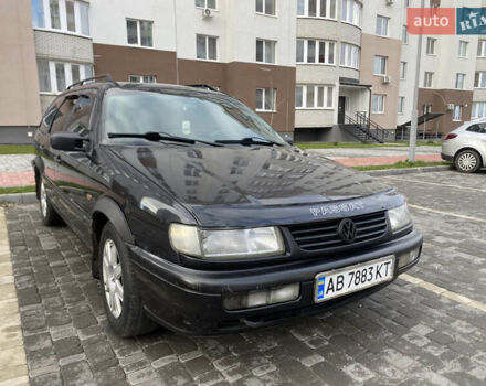 Чорний Фольксваген Пассат, об'ємом двигуна 1.8 л та пробігом 415 тис. км за 2299 $, фото 24 на Automoto.ua