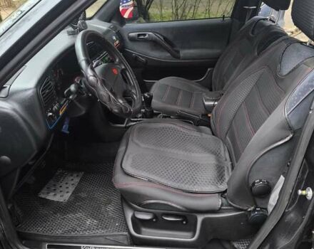 Чорний Фольксваген Пассат, об'ємом двигуна 1.98 л та пробігом 300 тис. км за 2800 $, фото 8 на Automoto.ua