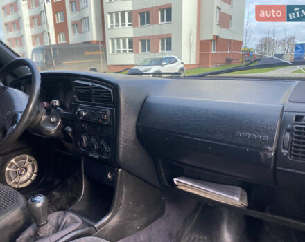 Чорний Фольксваген Пассат, об'ємом двигуна 1.8 л та пробігом 415 тис. км за 2299 $, фото 37 на Automoto.ua