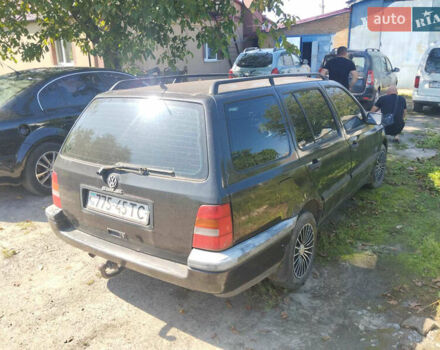 Черный Фольксваген Пассат, объемом двигателя 0 л и пробегом 350 тыс. км за 1500 $, фото 3 на Automoto.ua