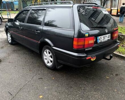 Чорний Фольксваген Пассат, об'ємом двигуна 1.98 л та пробігом 300 тис. км за 2800 $, фото 19 на Automoto.ua