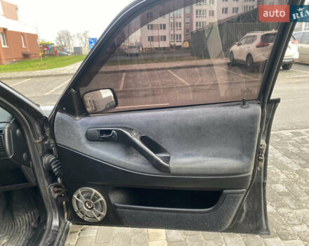 Чорний Фольксваген Пассат, об'ємом двигуна 1.8 л та пробігом 415 тис. км за 2299 $, фото 38 на Automoto.ua