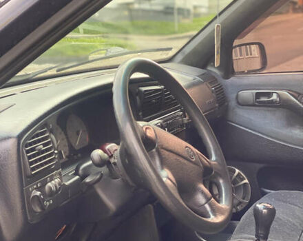 Чорний Фольксваген Пассат, об'ємом двигуна 1.8 л та пробігом 415 тис. км за 2299 $, фото 27 на Automoto.ua