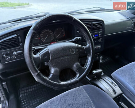 Черный Фольксваген Пассат, объемом двигателя 2.8 л и пробегом 274 тыс. км за 2650 $, фото 37 на Automoto.ua