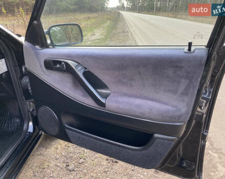 Черный Фольксваген Пассат, объемом двигателя 2 л и пробегом 330 тыс. км за 3550 $, фото 17 на Automoto.ua