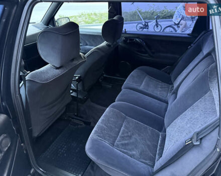 Черный Фольксваген Пассат, объемом двигателя 2.8 л и пробегом 274 тыс. км за 2000 $, фото 24 на Automoto.ua