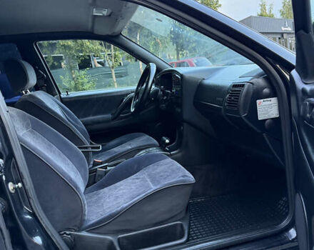 Черный Фольксваген Пассат, объемом двигателя 2.8 л и пробегом 274 тыс. км за 2650 $, фото 18 на Automoto.ua