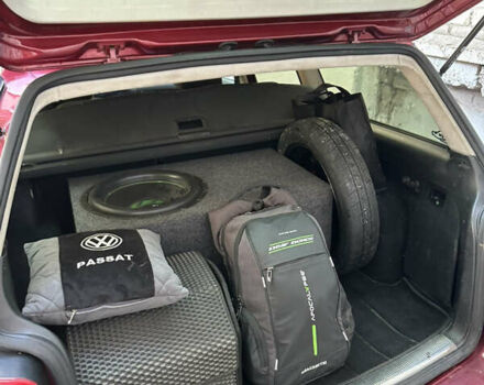 Черный Фольксваген Пассат, объемом двигателя 1.6 л и пробегом 530 тыс. км за 5000 $, фото 1 на Automoto.ua