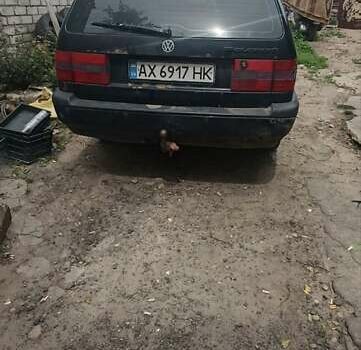 Черный Фольксваген Пассат, объемом двигателя 2 л и пробегом 400 тыс. км за 2700 $, фото 1 на Automoto.ua