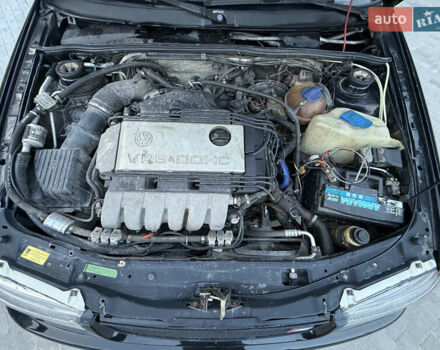 Черный Фольксваген Пассат, объемом двигателя 2.8 л и пробегом 274 тыс. км за 2500 $, фото 42 на Automoto.ua