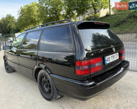 Черный Фольксваген Пассат, объемом двигателя 2.8 л и пробегом 274 тыс. км за 2650 $, фото 2 на Automoto.ua