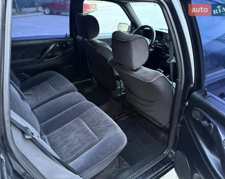 Черный Фольксваген Пассат, объемом двигателя 2.8 л и пробегом 274 тыс. км за 2500 $, фото 19 на Automoto.ua