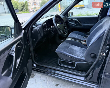 Черный Фольксваген Пассат, объемом двигателя 2.8 л и пробегом 274 тыс. км за 2650 $, фото 34 на Automoto.ua