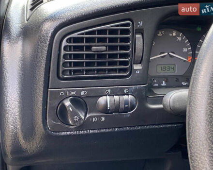 Черный Фольксваген Пассат, объемом двигателя 2 л и пробегом 330 тыс. км за 3550 $, фото 34 на Automoto.ua