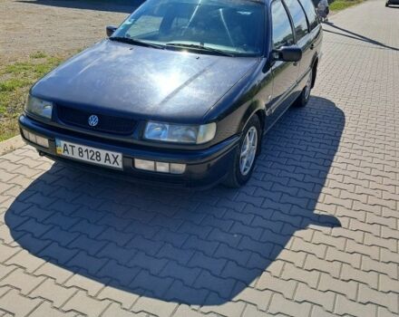 Фольксваген Пассат 1996 у Івано-Франківську на Automoto.ua Чорний Фольксваген Пассат, об'ємом двигуна 2 л та пробігом 250 тис. км за 4000 $, фото 1 на Automoto.ua