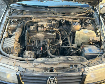 Чорний Фольксваген Пассат, об'ємом двигуна 1.98 л та пробігом 735 тис. км за 2400 $, фото 1 на Automoto.ua