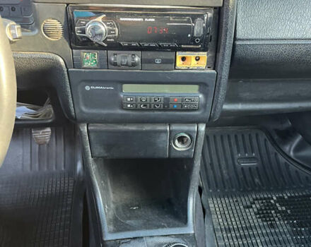 Чорний Фольксваген Пассат, об'ємом двигуна 1.98 л та пробігом 735 тис. км за 2400 $, фото 3 на Automoto.ua