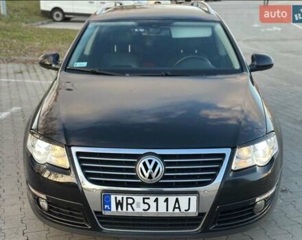 Черный Фольксваген Пассат, объемом двигателя 1.97 л и пробегом 325 тыс. км за 1675 $, фото 2 на Automoto.ua