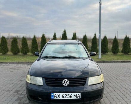 Черный Фольксваген Пассат, объемом двигателя 1.6 л и пробегом 350 тыс. км за 3200 $, фото 9 на Automoto.ua