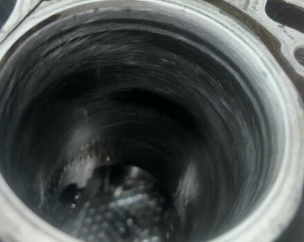 Черный Фольксваген Пассат, объемом двигателя 1.6 л и пробегом 350 тыс. км за 3200 $, фото 26 на Automoto.ua