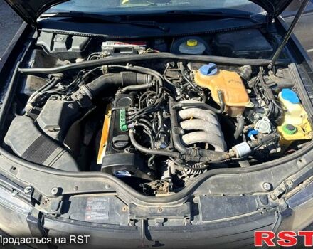 Черный Фольксваген Пассат, объемом двигателя 1.6 л и пробегом 347 тыс. км за 2700 $, фото 8 на Automoto.ua