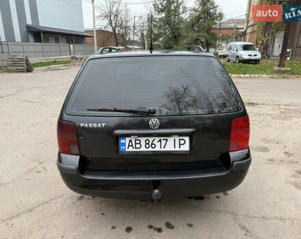 Черный Фольксваген Пассат, объемом двигателя 1.6 л и пробегом 335 тыс. км за 2999 $, фото 6 на Automoto.ua