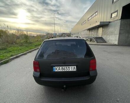 Чорний Фольксваген Пассат, об'ємом двигуна 2.8 л та пробігом 268 тис. км за 2700 $, фото 4 на Automoto.ua