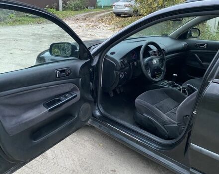 Чорний Фольксваген Пассат, об'ємом двигуна 1.9 л та пробігом 300 тис. км за 1550 $, фото 7 на Automoto.ua