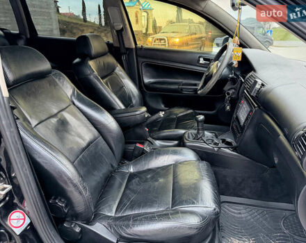 Черный Фольксваген Пассат, объемом двигателя 1.9 л и пробегом 408 тыс. км за 2999 $, фото 40 на Automoto.ua