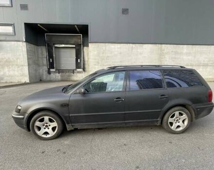 Чорний Фольксваген Пассат, об'ємом двигуна 2.8 л та пробігом 268 тис. км за 2700 $, фото 11 на Automoto.ua