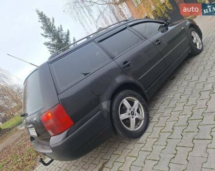 Черный Фольксваген Пассат, объемом двигателя 1.9 л и пробегом 408 тыс. км за 2800 $, фото 7 на Automoto.ua