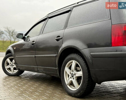 Черный Фольксваген Пассат, объемом двигателя 1.9 л и пробегом 405 тыс. км за 2900 $, фото 8 на Automoto.ua