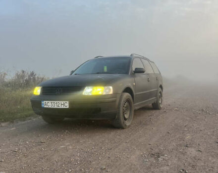 Черный Фольксваген Пассат, объемом двигателя 1.9 л и пробегом 481 тыс. км за 3299 $, фото 13 на Automoto.ua