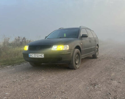 Черный Фольксваген Пассат, объемом двигателя 1.9 л и пробегом 481 тыс. км за 3299 $, фото 12 на Automoto.ua