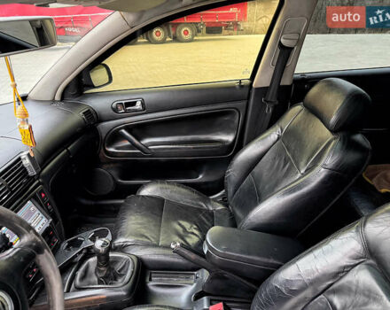 Черный Фольксваген Пассат, объемом двигателя 1.9 л и пробегом 408 тыс. км за 2999 $, фото 35 на Automoto.ua