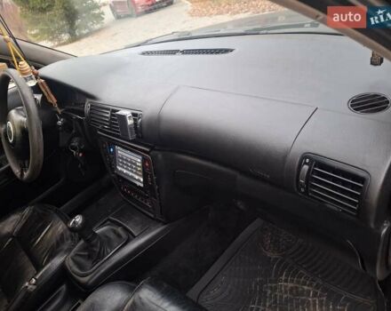 Черный Фольксваген Пассат, объемом двигателя 1.9 л и пробегом 408 тыс. км за 2800 $, фото 24 на Automoto.ua