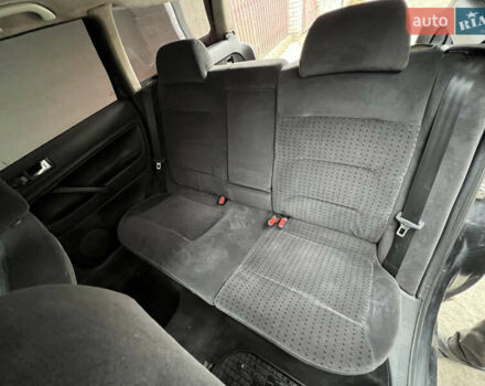 Черный Фольксваген Пассат, объемом двигателя 1.9 л и пробегом 481 тыс. км за 3299 $, фото 27 на Automoto.ua