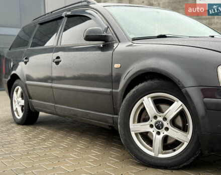 Черный Фольксваген Пассат, объемом двигателя 1.9 л и пробегом 405 тыс. км за 2900 $, фото 20 на Automoto.ua