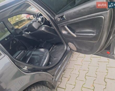 Черный Фольксваген Пассат, объемом двигателя 1.9 л и пробегом 408 тыс. км за 2800 $, фото 16 на Automoto.ua