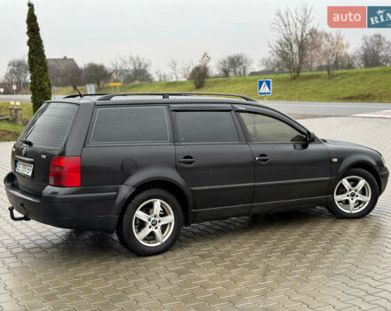 Черный Фольксваген Пассат, объемом двигателя 1.9 л и пробегом 405 тыс. км за 2900 $, фото 13 на Automoto.ua