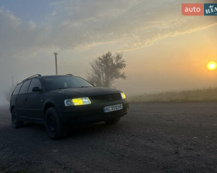 Черный Фольксваген Пассат, объемом двигателя 1.9 л и пробегом 481 тыс. км за 3299 $, фото 15 на Automoto.ua