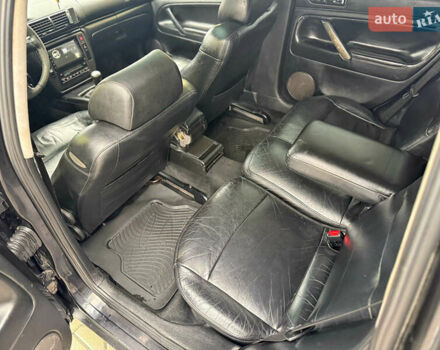 Черный Фольксваген Пассат, объемом двигателя 1.9 л и пробегом 405 тыс. км за 2900 $, фото 32 на Automoto.ua