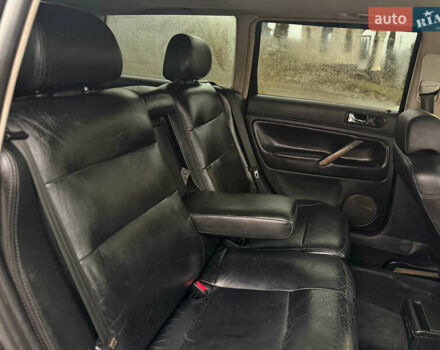 Черный Фольксваген Пассат, объемом двигателя 1.9 л и пробегом 405 тыс. км за 2900 $, фото 35 на Automoto.ua