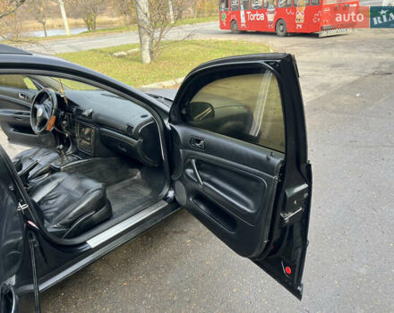 Черный Фольксваген Пассат, объемом двигателя 1.9 л и пробегом 300 тыс. км за 2599 $, фото 4 на Automoto.ua