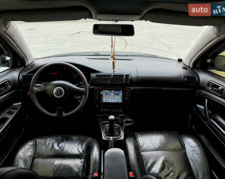 Черный Фольксваген Пассат, объемом двигателя 1.9 л и пробегом 408 тыс. км за 2999 $, фото 31 на Automoto.ua